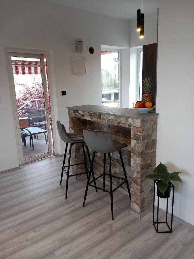 Ani Apartment *